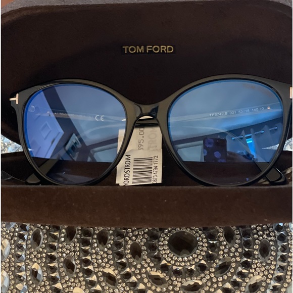NWT/ TOM FORD Glasses - Picture 10 of 10